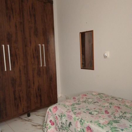 Casa Amarela Apartment Uberlandia Bagian luar foto